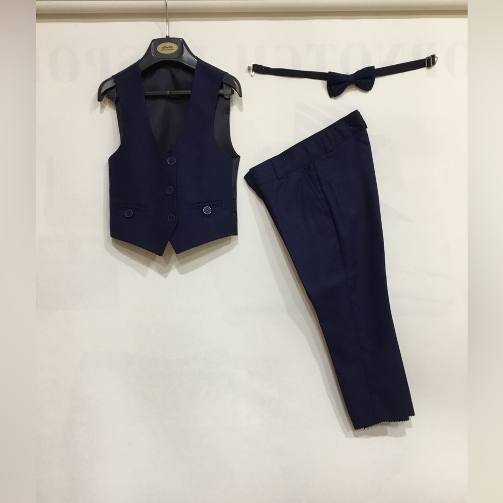 Kids Suits - Picture 4 of 5